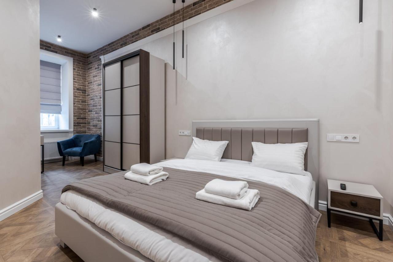 View On Rynok Square Apartments إلفيف المظهر الخارجي الصورة