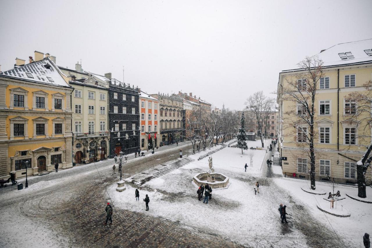 View On Rynok Square Apartments إلفيف المظهر الخارجي الصورة