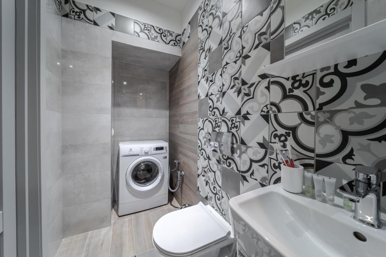 View On Rynok Square Apartments إلفيف المظهر الخارجي الصورة