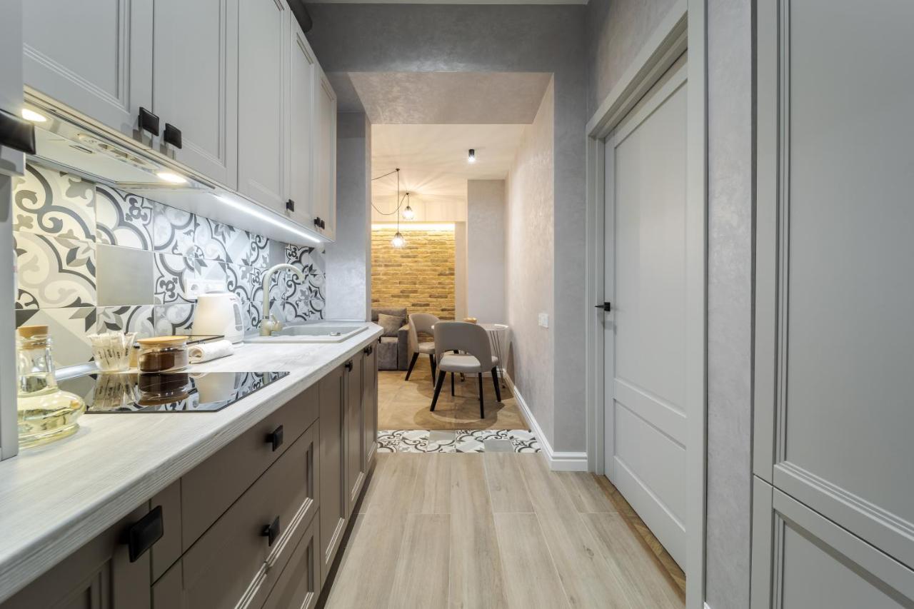 View On Rynok Square Apartments إلفيف المظهر الخارجي الصورة
