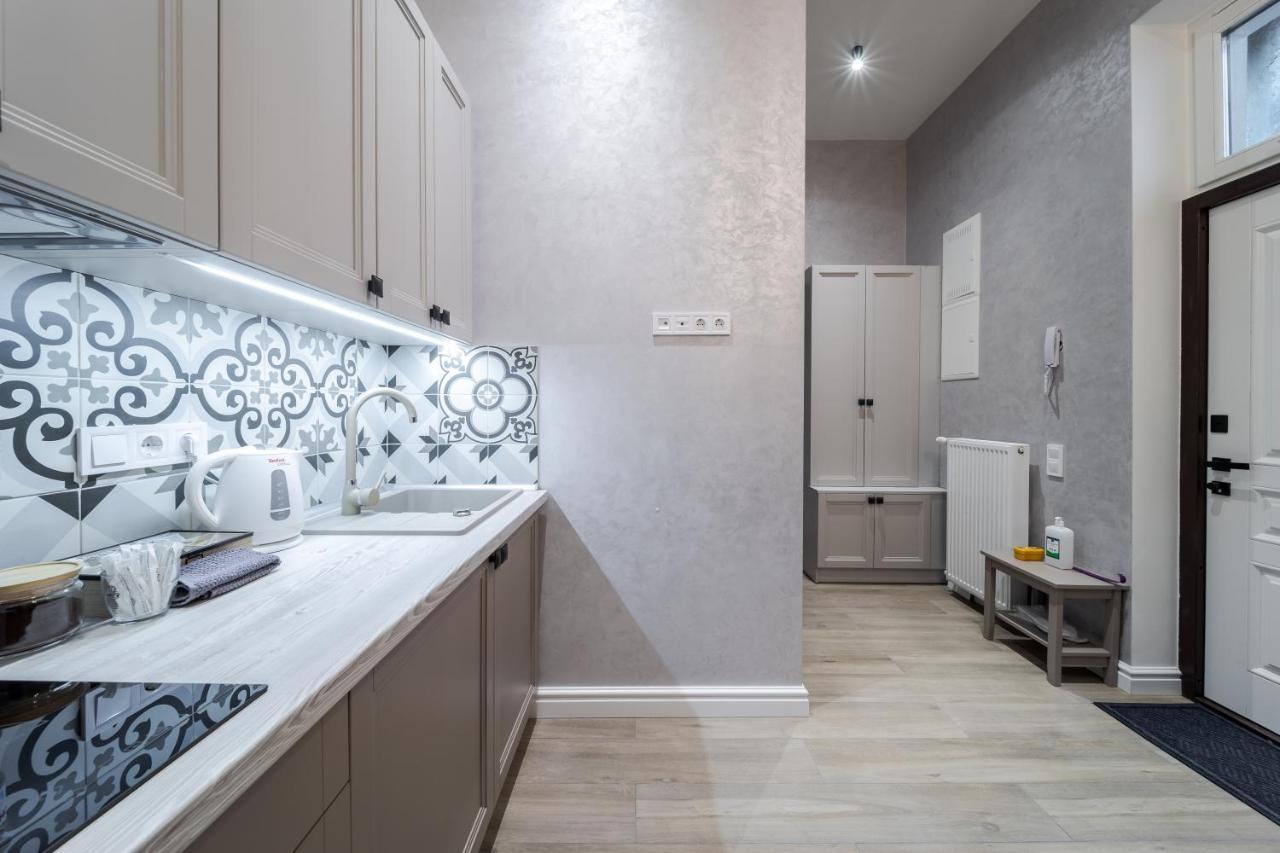 View On Rynok Square Apartments إلفيف المظهر الخارجي الصورة