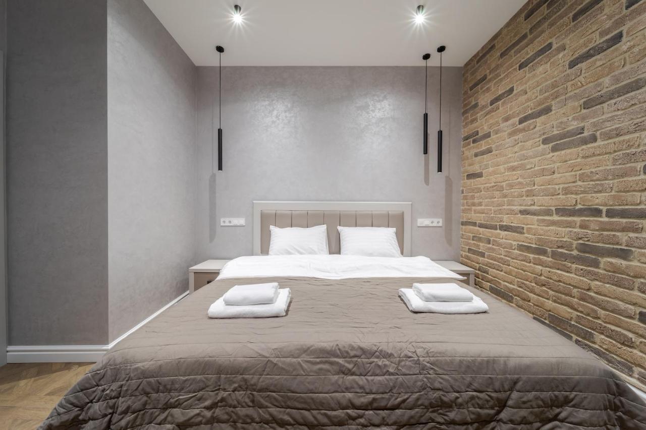 View On Rynok Square Apartments إلفيف المظهر الخارجي الصورة