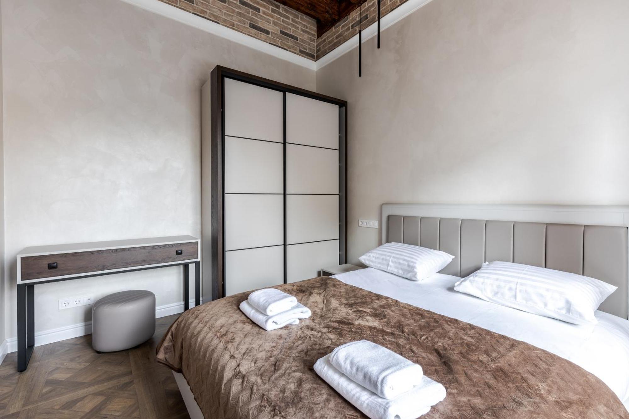 View On Rynok Square Apartments إلفيف المظهر الخارجي الصورة