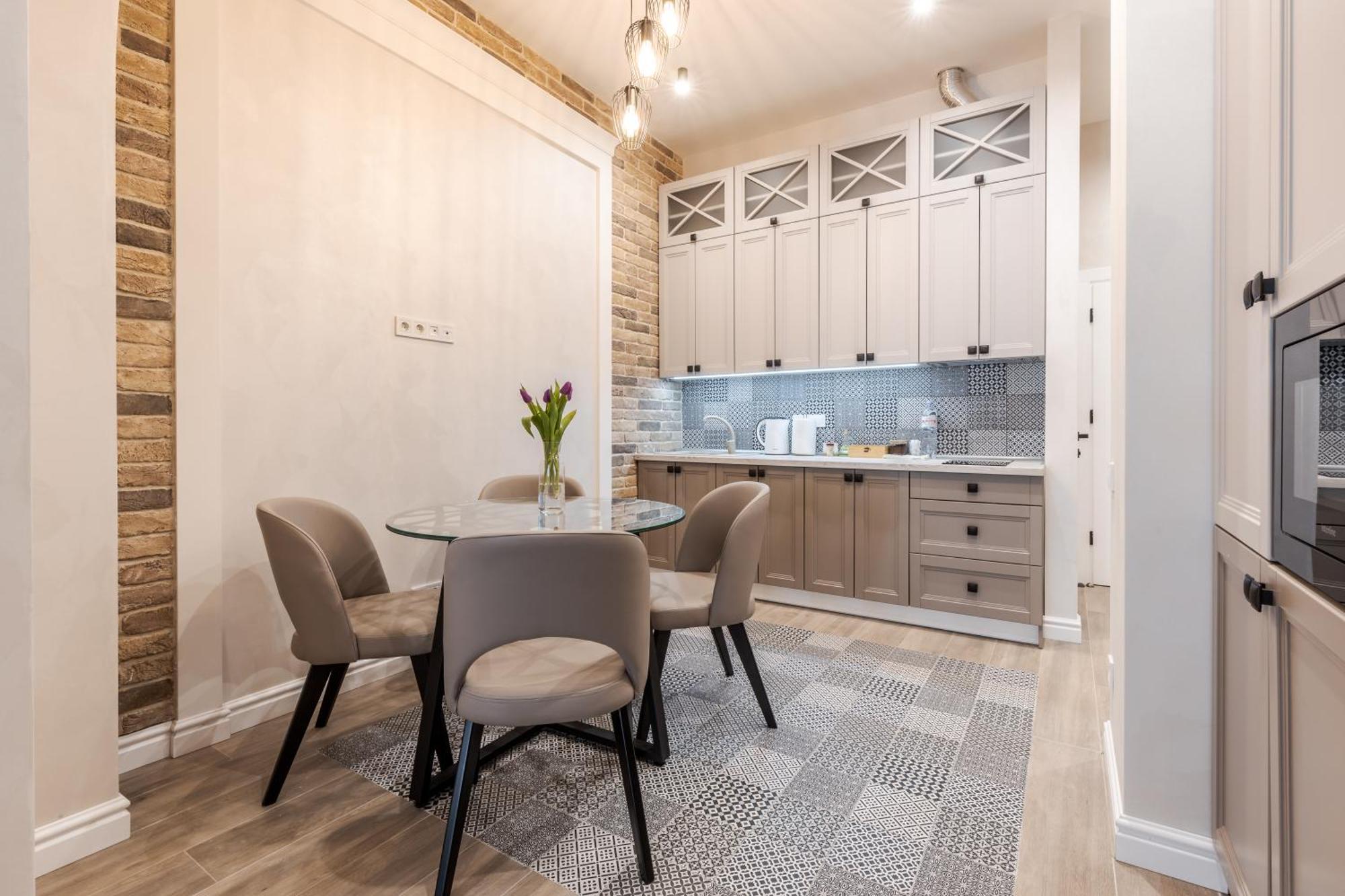View On Rynok Square Apartments إلفيف المظهر الخارجي الصورة